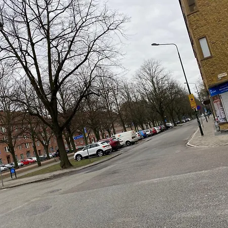 Comfort In Vaernhem, * Malmö